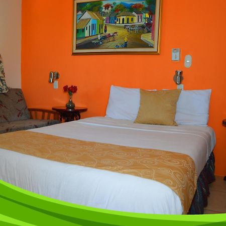 Hotel Y Apartments Los Cisneros Манагуа Екстер'єр фото